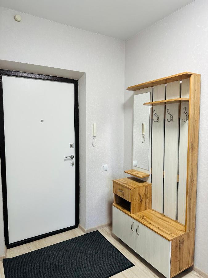 1 Комнатная Драмтеатр 1Bedroom Apartment Ustʼ-Kamenogorsk Esterno foto
