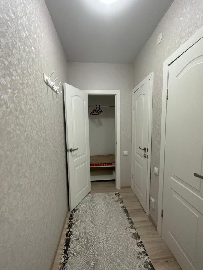 1 Комнатная Драмтеатр 1Bedroom Apartment Ustʼ-Kamenogorsk Esterno foto